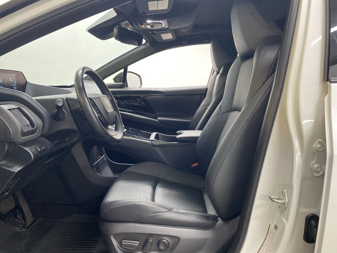 2023 Toyota bZ4X XLE