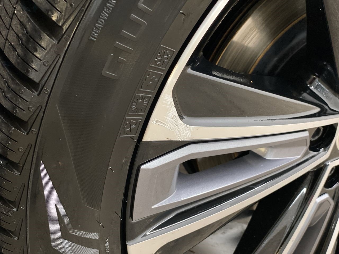 2023 Toyota bZ4X XLE