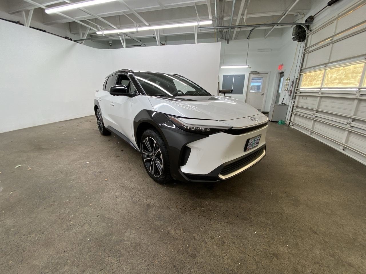 2023 Toyota bZ4X XLE