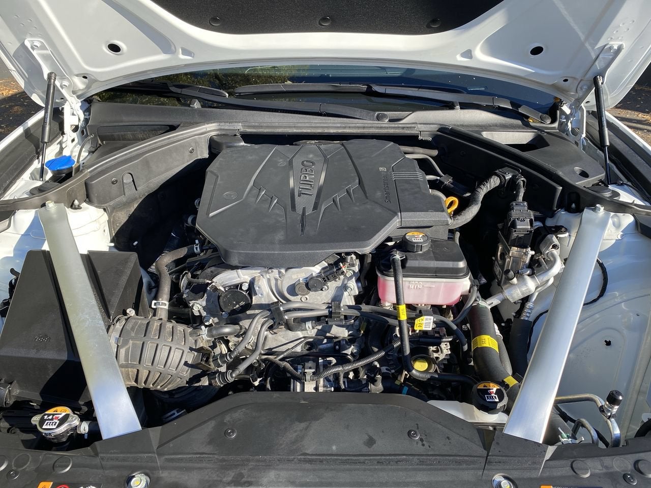 2025 Genesis G70 2.5T