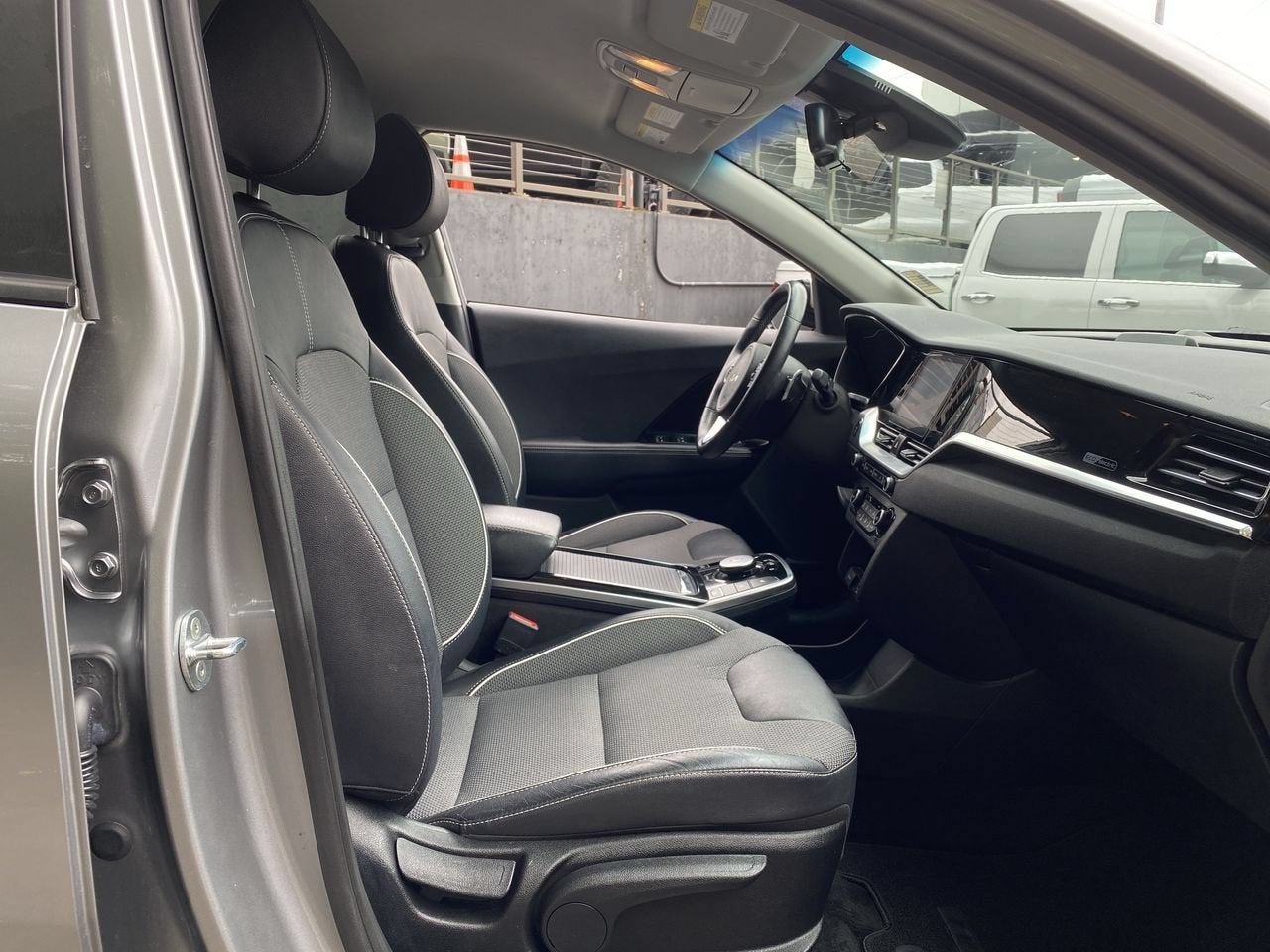 2022 Kia Niro EV S