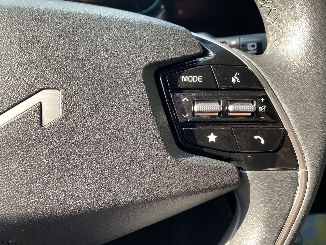 2023 Kia Niro EX Touring