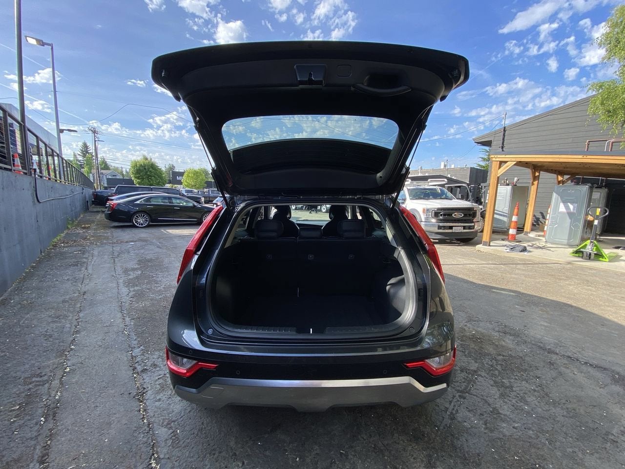 2023 Kia Niro EX Touring