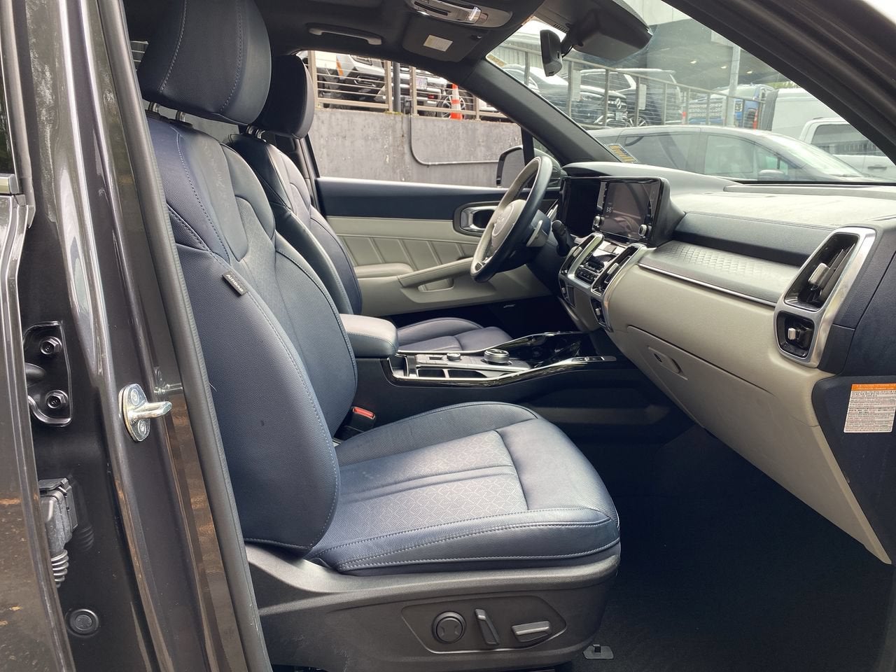 2023 Kia Sorento Plug-In Hybrid SX Prestige