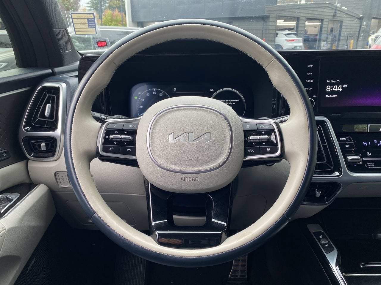 2023 Kia Sorento Plug-In Hybrid SX Prestige