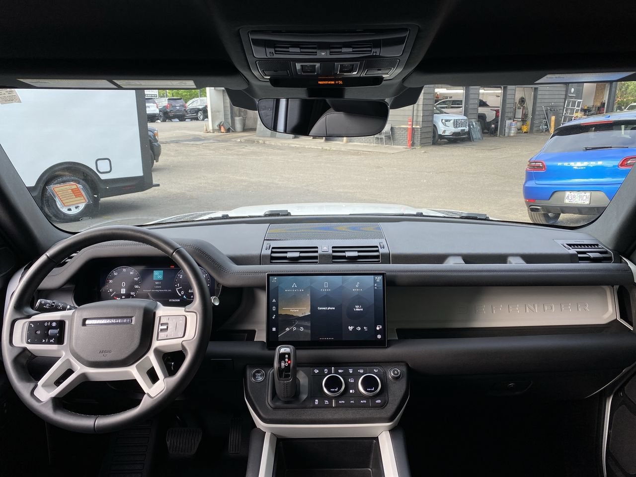 2025 Land Rover Defender S