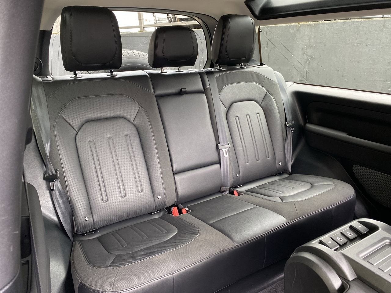 2021 Land Rover Defender First Edition