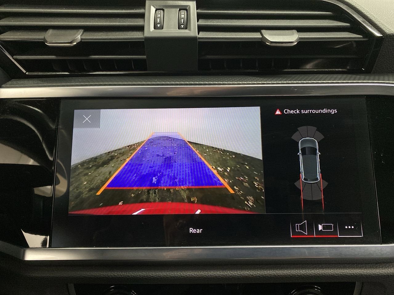 2024 Audi Q3 S line Premium