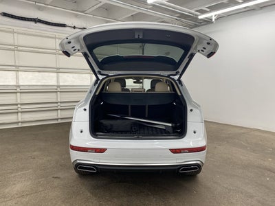 2022 Audi Q5 S line Prestige
