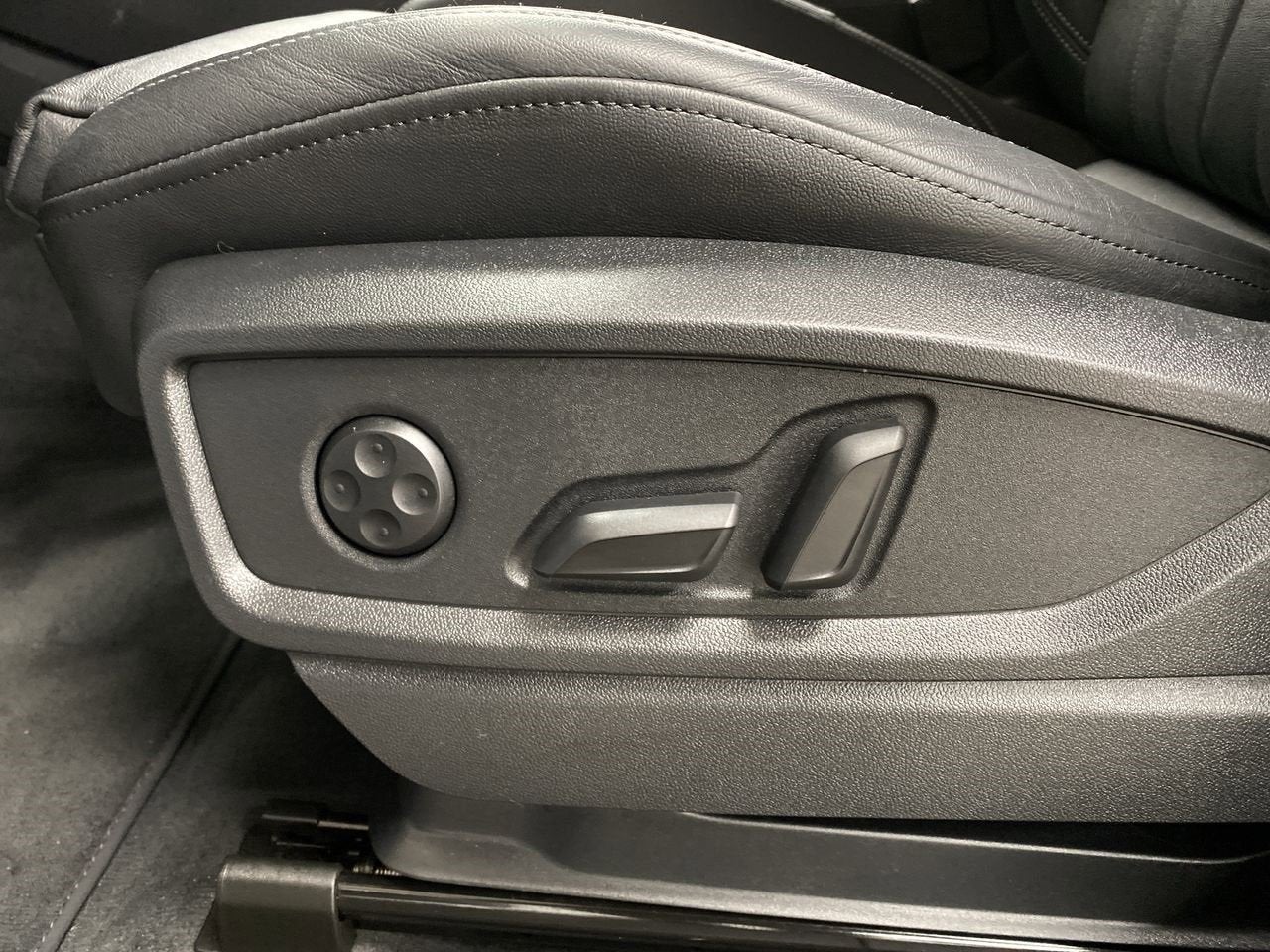 2025 Audi Q5 S line Premium