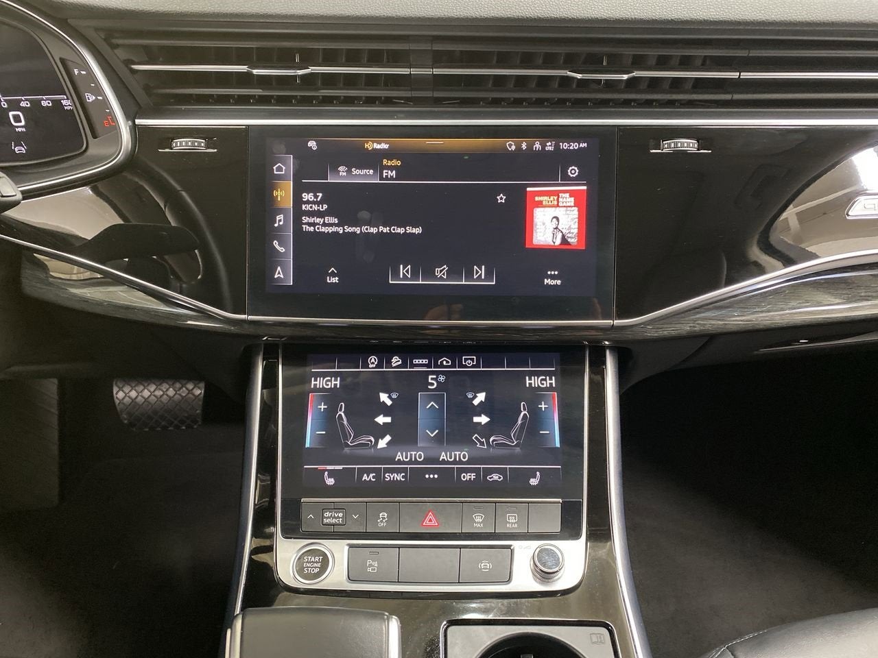 2024 Audi Q7 Premium Plus