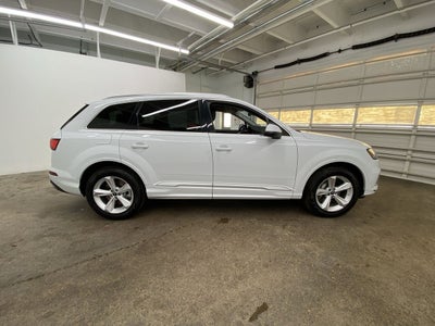 2024 Audi Q7 Premium Plus