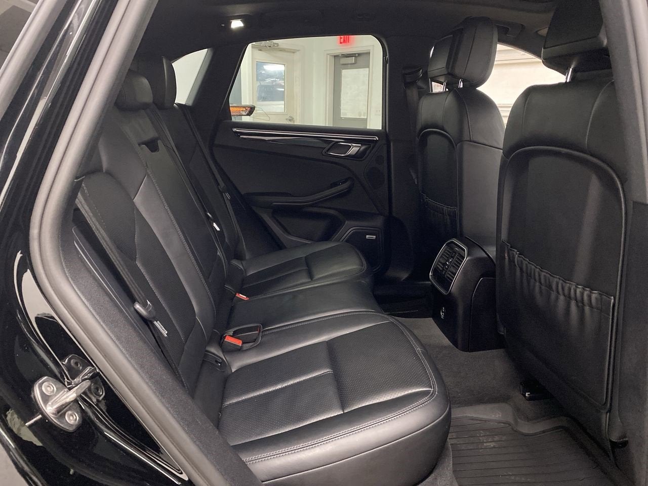 2021 Porsche Macan NA