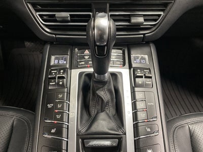 2021 Porsche Macan NA