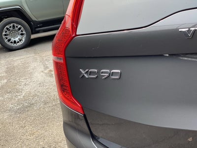2023 Volvo XC90 Plus
