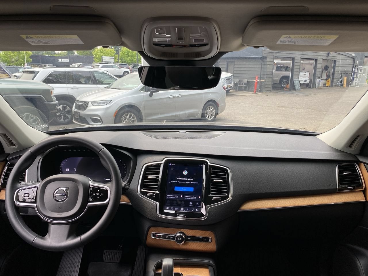 2023 Volvo XC90 Plus