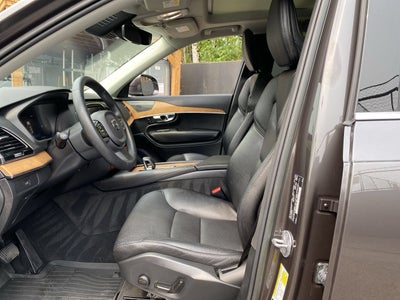 2023 Volvo XC90 Plus