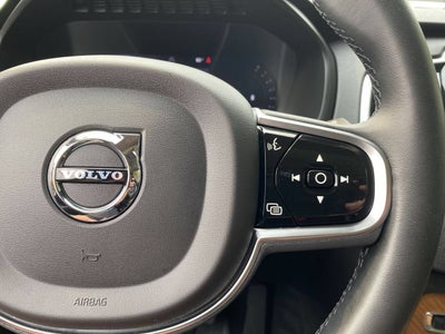 2023 Volvo XC90 Plus