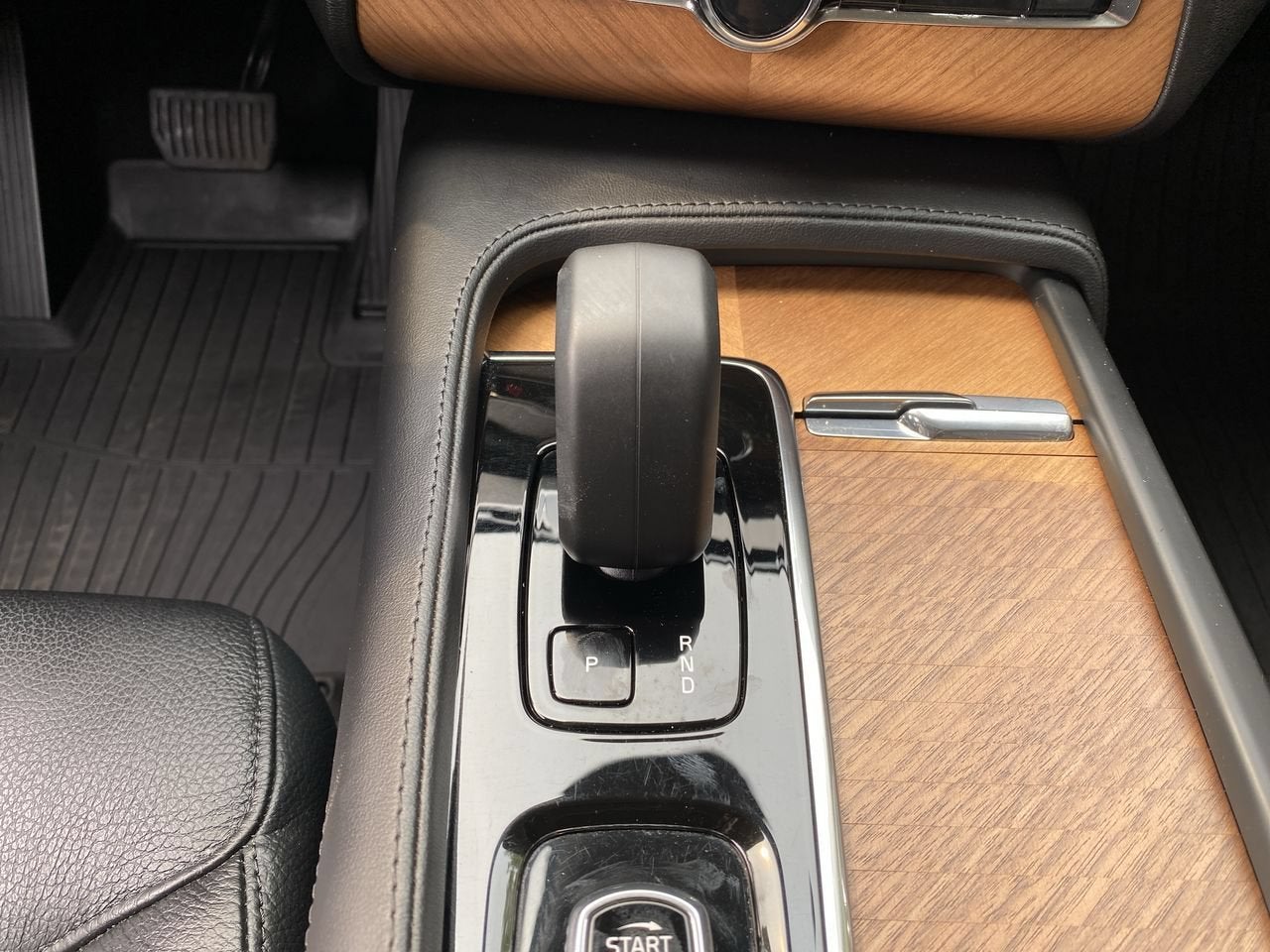2023 Volvo XC90 Plus