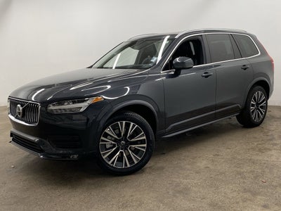2022 Volvo XC90 Momentum