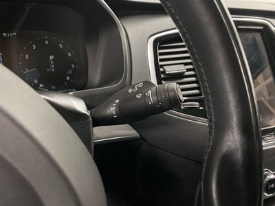 2022 Volvo XC90 Momentum