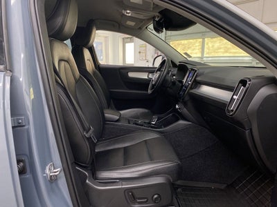 2020 Volvo XC40 Momentum