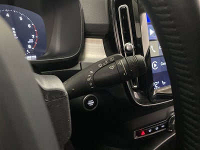 2020 Volvo XC40 Momentum