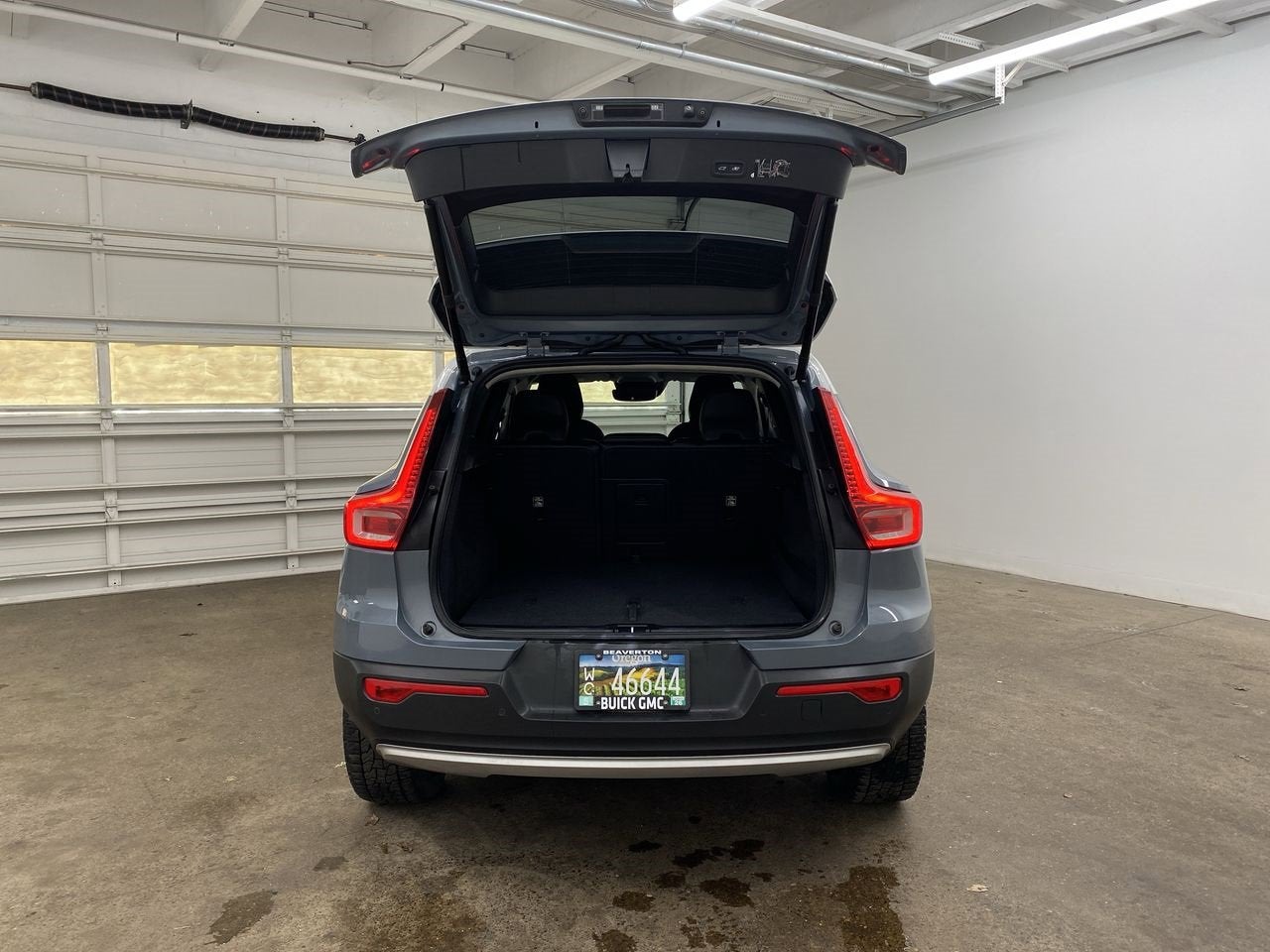 2020 Volvo XC40 Momentum