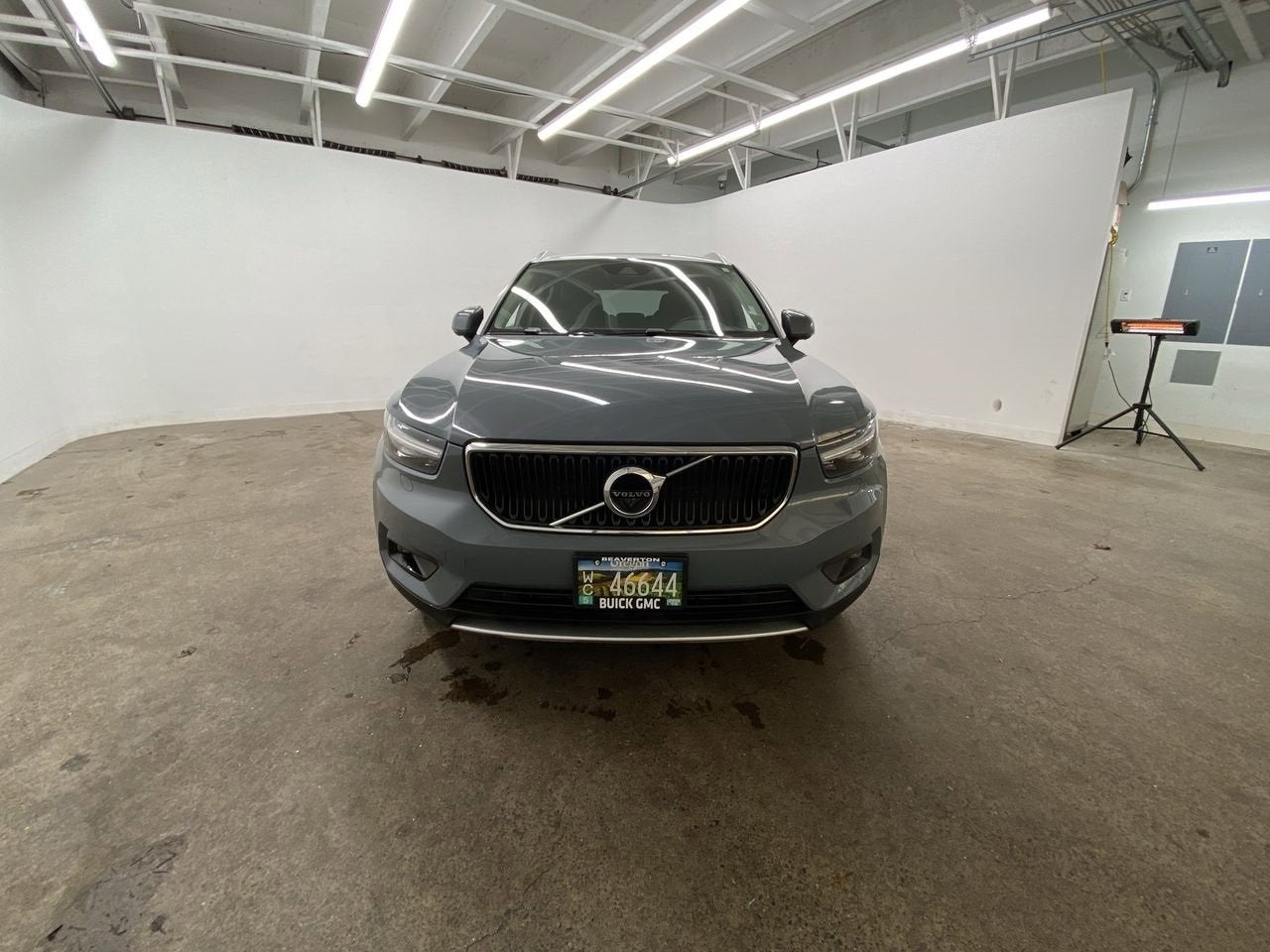 2020 Volvo XC40 Momentum
