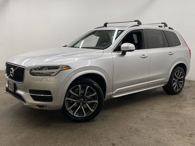 2018 Volvo XC90 Momentum