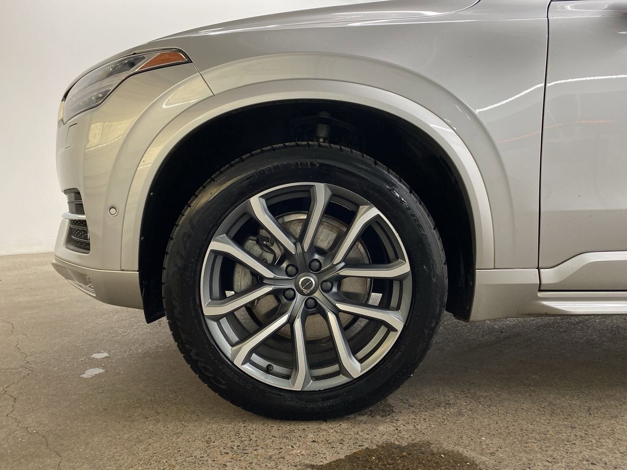 2018 Volvo XC90 Momentum