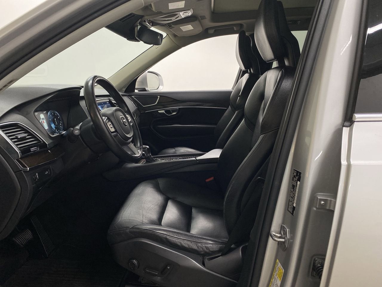 2018 Volvo XC90 Momentum