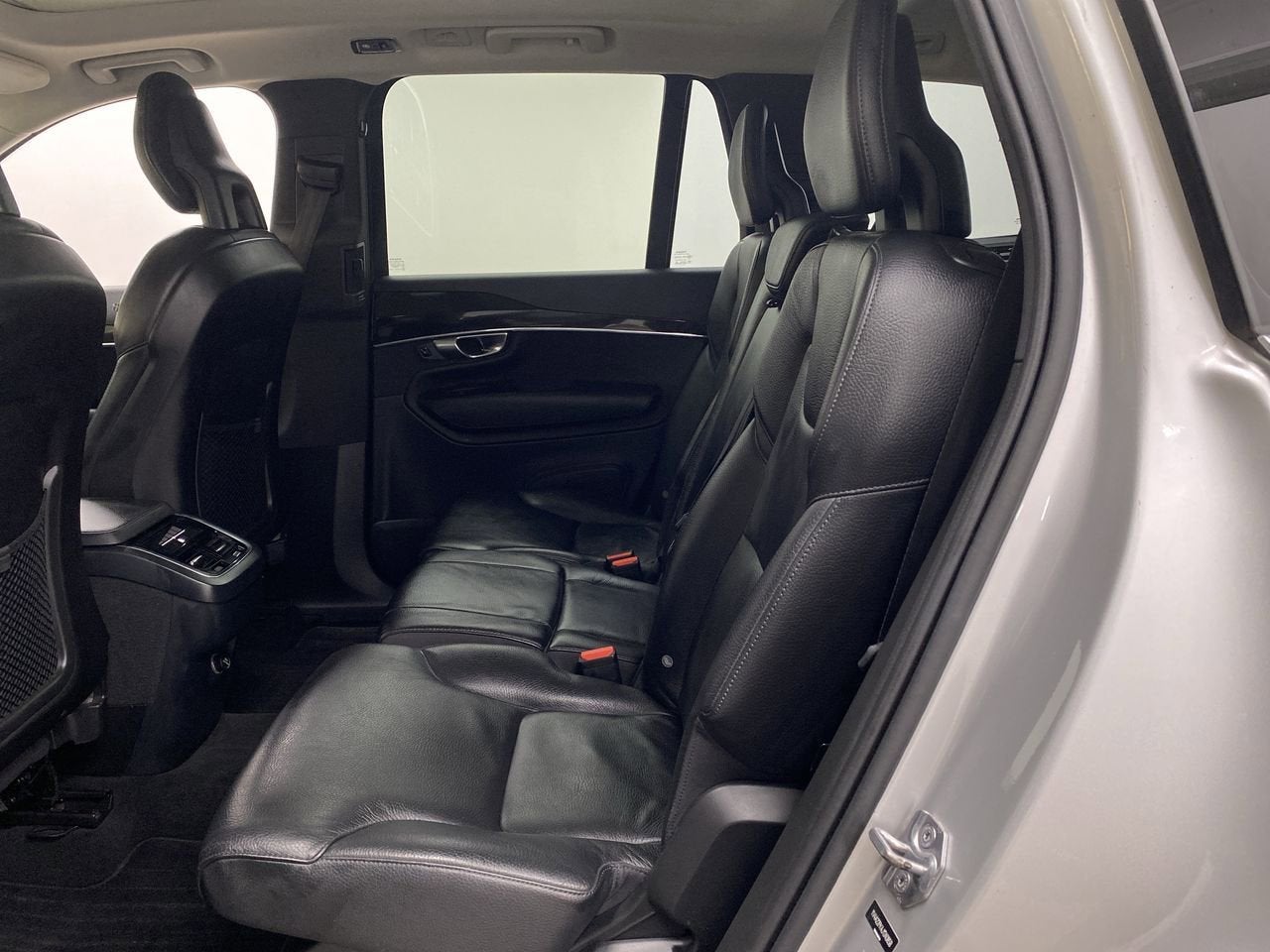 2018 Volvo XC90 Momentum