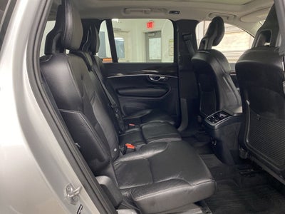 2018 Volvo XC90 Momentum