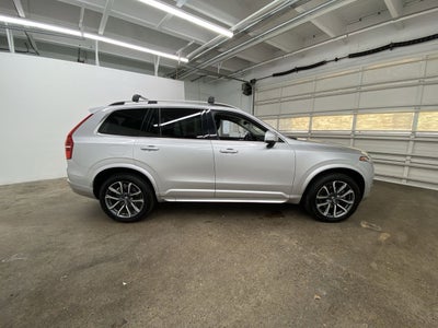 2018 Volvo XC90 Momentum