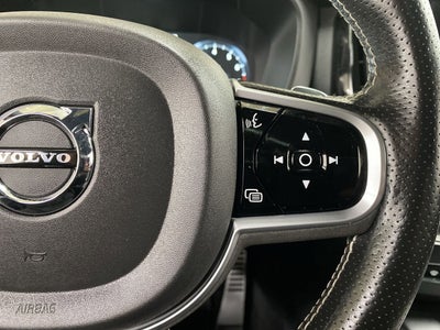 2019 Volvo XC60 R-Design