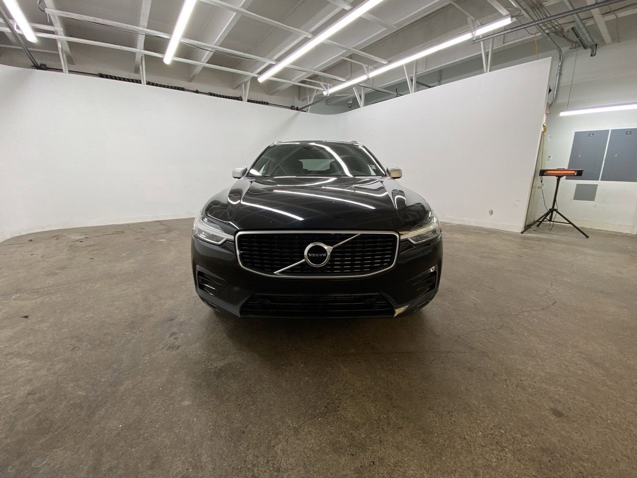 2019 Volvo XC60 R-Design